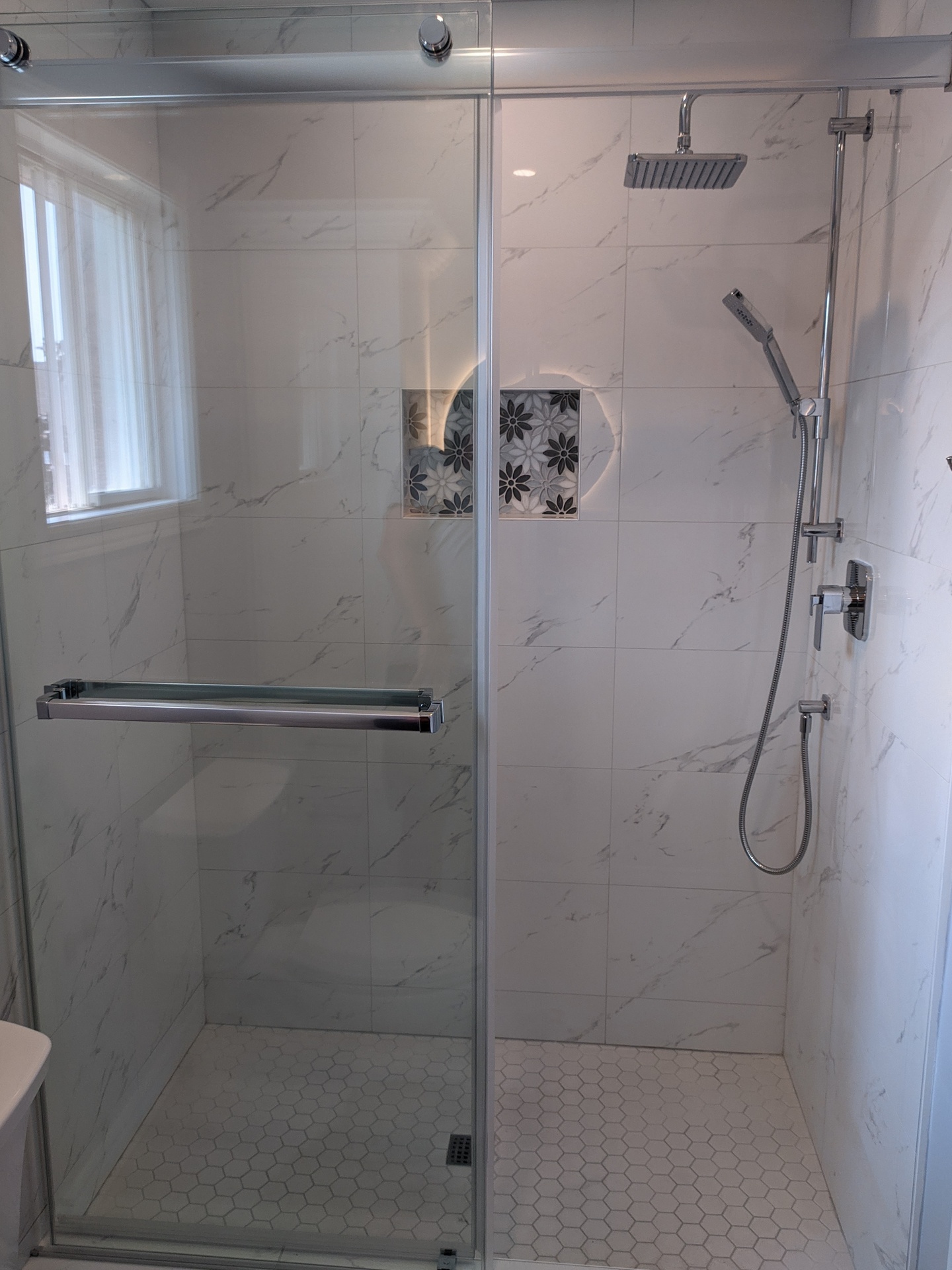 Ensuite bathroom tile installation